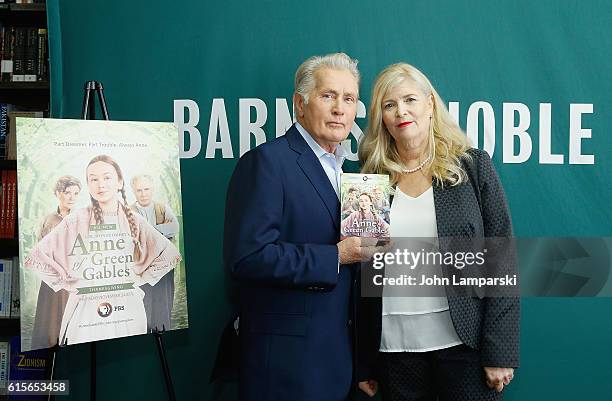 Kate Macdonald Butler 454 L&M Arts New York Stock Photos, High-Res Pictures, and Images ...