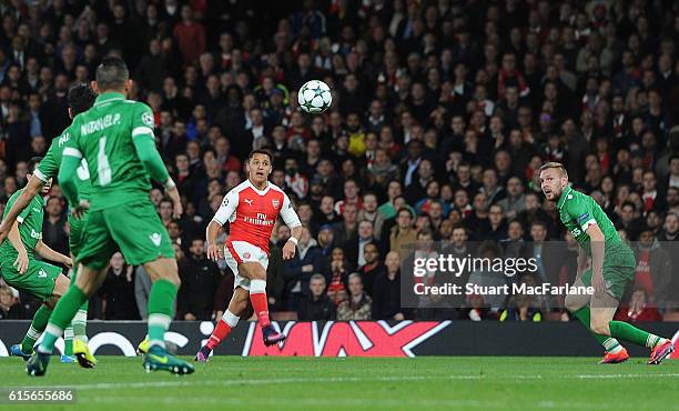 Alexis Sanchez scores for Arsneal the UEFA Champions League match between Arsenal FC and PFC Ludogorets Razgrad at Emirates Stadium on October 19,...