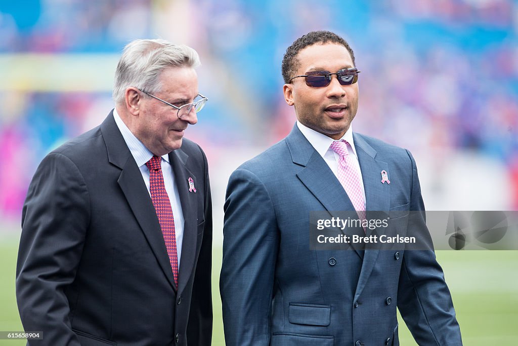 San Francisco 49ers v Buffalo Bills