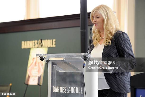 Kate Macdonald Butler 59 Kate Macdonald Butler Stock Photos, High-Res Pictures, and Images ...