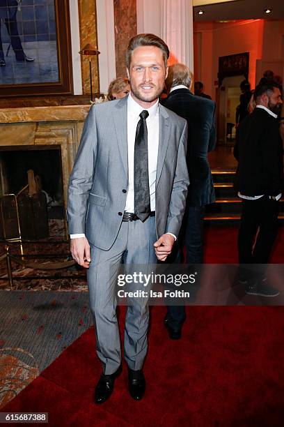 Model Nico Schwanz attends the 'Holiday on Ice' gala at Hotel Atlantic on October 19, 2016 in Hamburg, Germany.