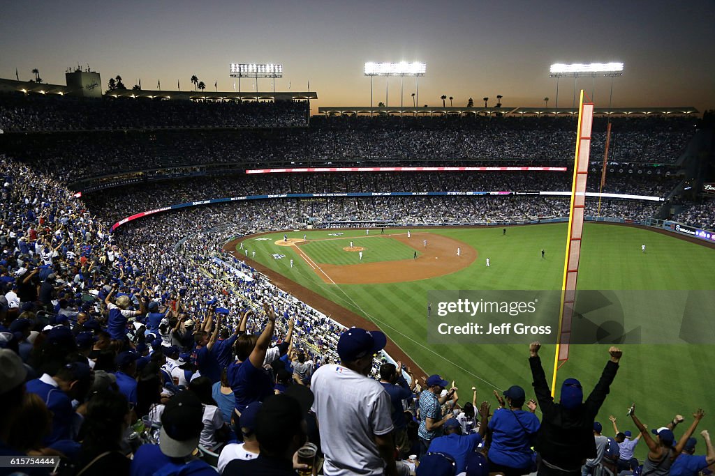 NLCS - Chicago Cubs v Los Angeles Dodgers - Game Four