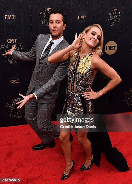 Recording Artists Luke Bryan and Carrie Underwood arrive at 2016 CMT Artists of the Year at Schermerhorn Symphony Center on October 19, 2016 in...