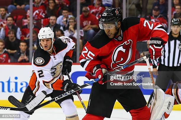 615 Ducks Devante Smith Pelly Stock Photos, High-Res Pictures, and