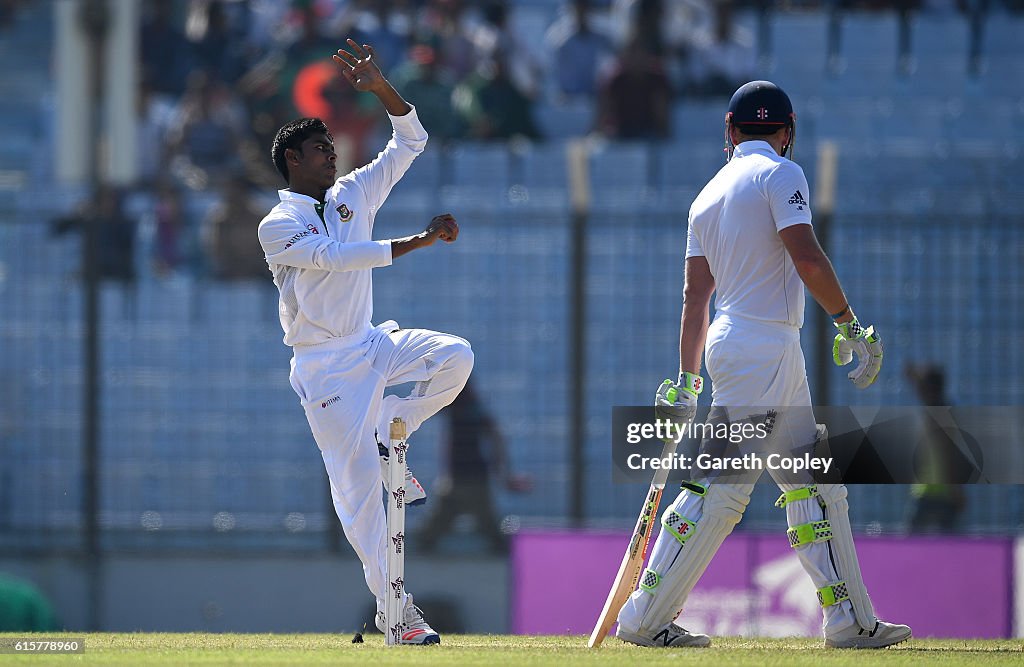 Bangladesh v England - First Test: Day One