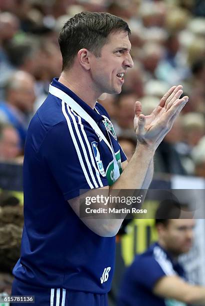 Jens Buerkle, head coach of Hannover-Burgdorf reacts during the DKB HBL Bundesliga match between THW Kiel and TSV Hannover-Burgdorf at Sparkassen...