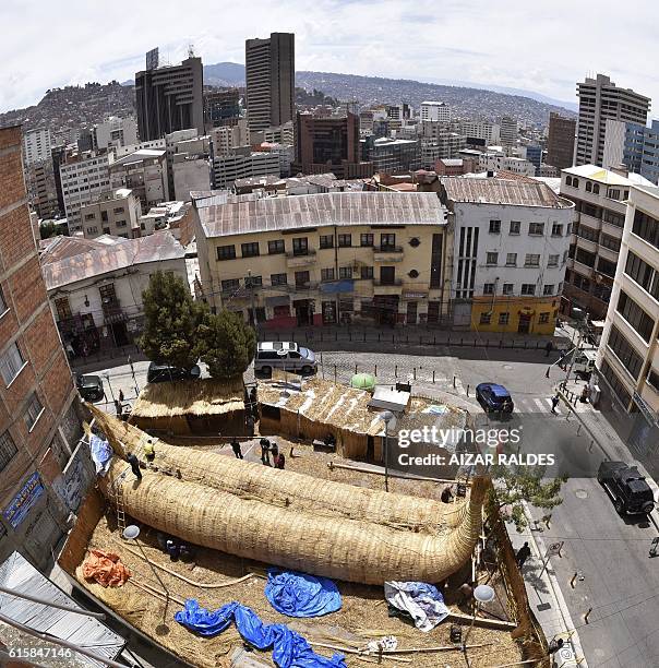 Reeed Rafts Inca 176 Viracocha Stock Photos, High-Res Pictures, and Images - Getty Images