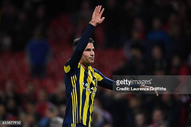 Robin van Persie of Fenerbahce applauds the fans following the final whistle during the UEFA Europa League Group A match between Manchester United FC...