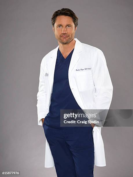 Walt Disney Television via Getty Imagess 'Greys Anatomy' stars Martin Henderson as Dr. Nathan Riggs.