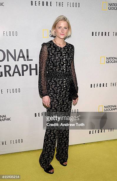Mamie Gummer attends the "Before The Flood" New York premiere at United Nations Headquarters on October 20, 2016 in New York City.