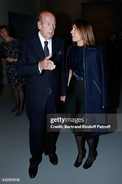 Valery Giscard d'Estaing and Princess Alessandra Borghese attend the "Icones de l'Art Moderne, La Collection Chtchoukine" : Cocktail at Fondation...