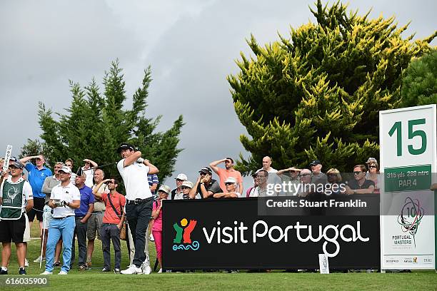 Eduardo de la Riva of Spain tees off on the 15th hole during day two of the Portugal Masters at Victoria Clube de Golfe on October 21, 2016 in...