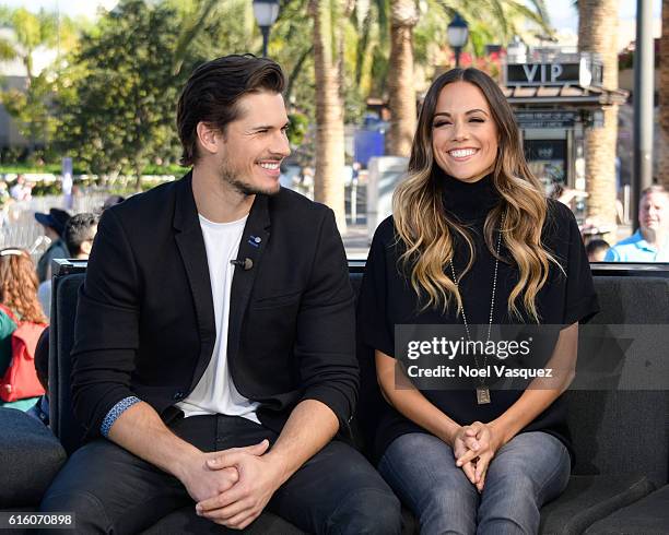 Jana Kramer and Gleb Savchenko visit "Extra" at Universal Studios Hollywood on October 21, 2016 in Universal City, California.