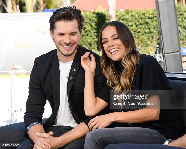 Jana Kramer and Gleb Savchenko visit "Extra" at Universal Studios Hollywood on October 21, 2016 in Universal City, California.