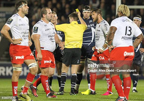 Referee Ben Whitehouse sends Toulon's Duane Vermeulen to the sin bin during the Rugby Champions Cup Pool 3 match between Sale Sharks and Toulon at...