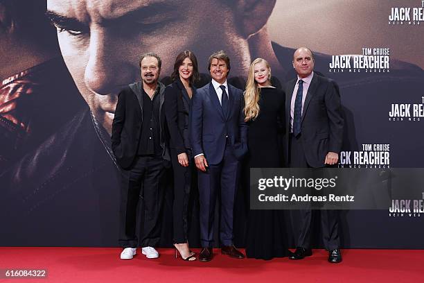 Director Edward Zwick, actors Cobi Smulders, Tom Cruise, Danika Yarosh and producer Don Granger attend the 'Jack Reacher: Never Go Back' Berlin...