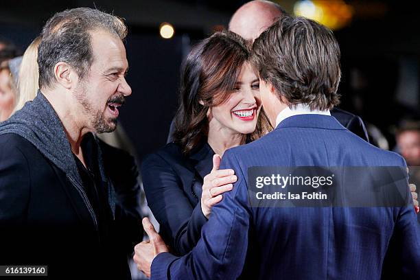 Producer Edward Zwick, US actor Tom Cruise and canadian actress and model Cobie Smulders attend the 'Jack Reacher: Never Go Back' Berlin Premiere at...