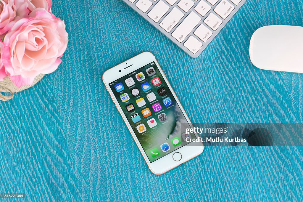 Apple iPhone 7 Gold Rose on the table