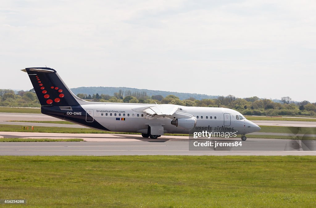Brussels Airlines Avro RJ100