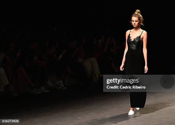 Model walks the runway during the Lama Jouni show at Fashion Forward Spring/Summer 2017 held at the Dubai Design District on October 22, 2016 in...