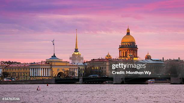 saint isaac's cathedral , saint petersburg - san petersburgo fotografías e imágenes de stock