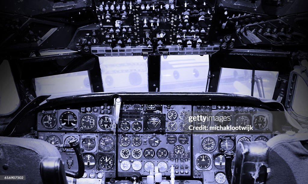 Center console and throttles in airplane