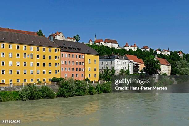 burghausen, salzach river, castle, bavaria - burghausen stock pictures, royalty-free photos & images