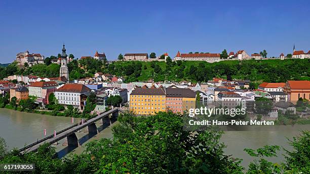 burghausen, salzach river, castle, bavaria - burghausen stock pictures, royalty-free photos & images