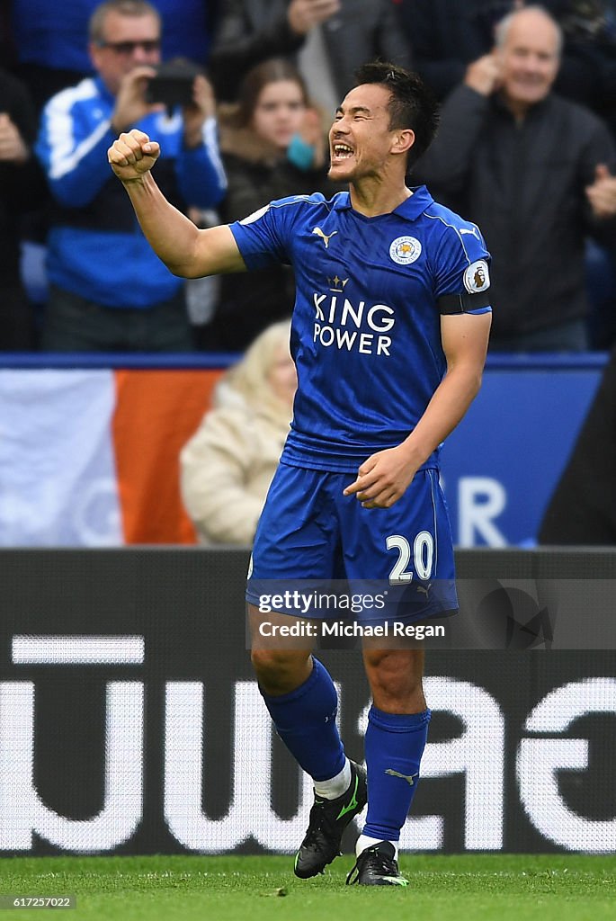 Leicester City v Crystal Palace - Premier League