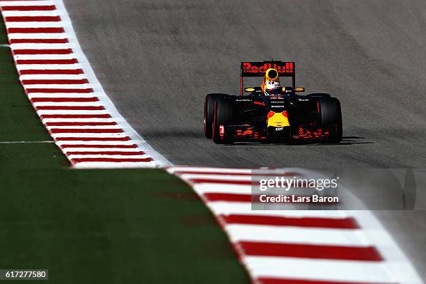 Daniel Ricciardo of Australia driving the Red Bull Racing Red Bull-TAG Heuer RB12 TAG Heuer on track during qualifying for the United States Formula...