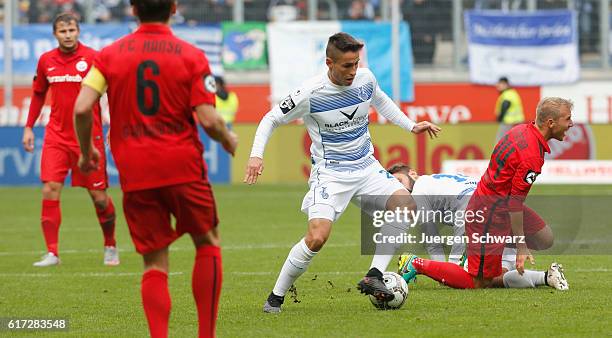 Fabian Schnellhardt of Duisburg controls the ball during the third league match between MSV Duisburg and Hansa Rostock at Schauinsland-Reisen-Arena...