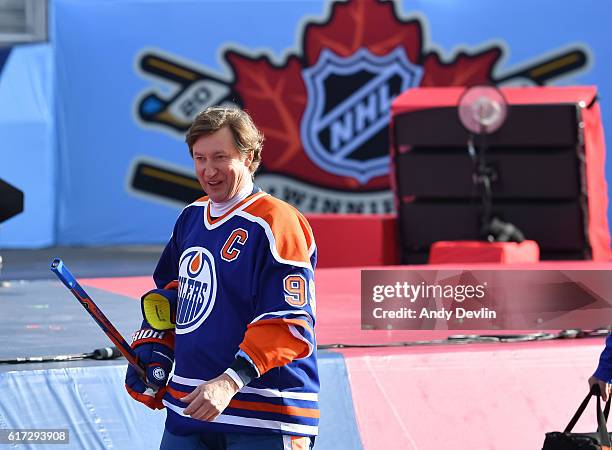 Wayne Gretzky of the Edmonton Oilers alumni takes to the ice prior to the 2016 Tim Hortons NHL Heritage Classic alumni game at Investors Group Field...