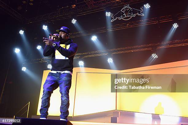 Dizzee Rascal Young 74 Da Corner Live Stock Photos, High-Res Pictures, and Images - Getty ...