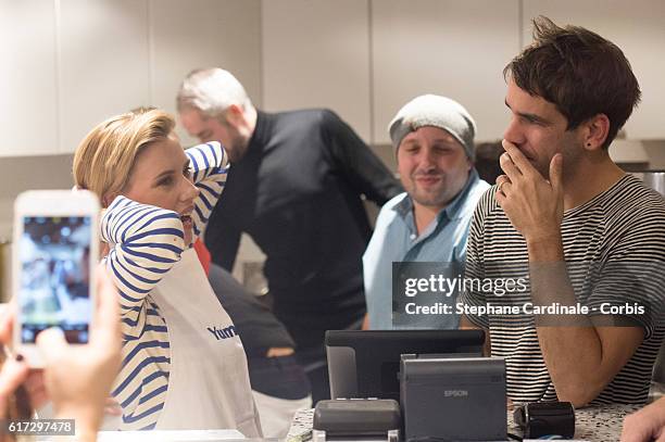 Actress Scarlett Johansson with her husband Romain Dauriac attend the Opening of their New Store "Yummy Pop", on October 22, 2016 in Paris, France.