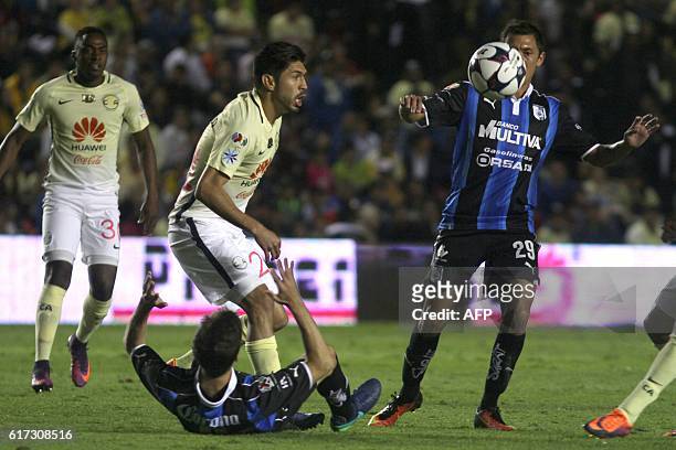 Juan Forlin and Neri Cradozo of Queretaro vies for the ball with Oribe Peralta of America during their Mexican Apertura 2016 Tournament football...