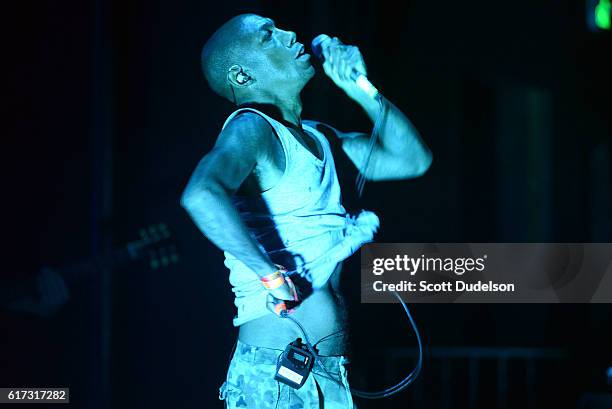 English Rapper Tricky 89 Tricky (Musician) Stock Photos, High-Res Pictures, and Images ...