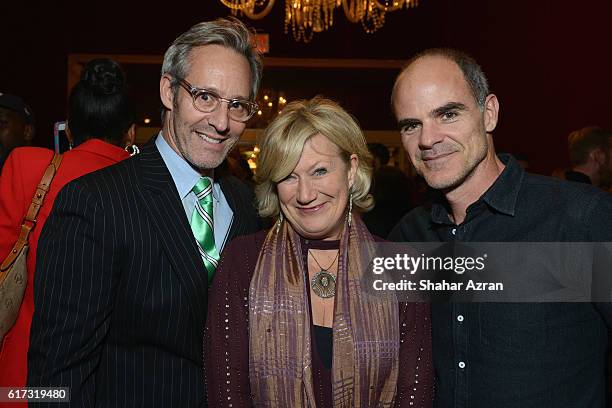 House of Cards cast : Michel Gill, Jayne Atkinson and Michael Kelly at The Apollo Theater on October 22, 2016 in New York City.