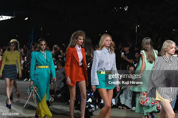 Model showcases designs on the runway during the MIKIO SAKABE show as part of Amazon Fashion Week TOKYO 2017 S/S at the Miyashita Park on October 22,...