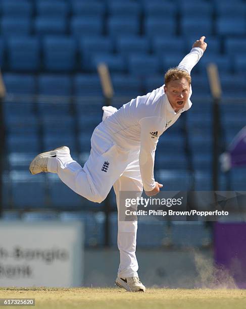 Gareth Batty bowls during the fourth day of the first test match between Bangladesh and England at Zohur Ahmed Chowdhury Stadium on October 23, 2016...