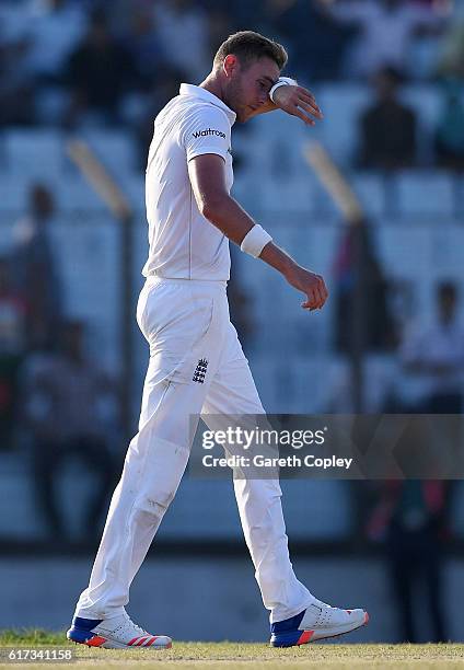 Stuart Broad of England wipes his brow during the 4th day of the 1st Test match between Bangladesh and England at Zohur Ahmed Chowdhury Stadium on...