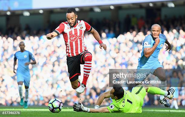 Nathan Redmond of Southampton scores the opening goal during the Premier League match between Manchester City and Southampton at Etihad Stadium on...