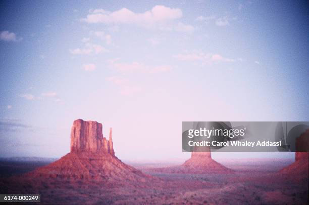 buttes in monument valley - carol addassi stock pictures, royalty-free photos & images
