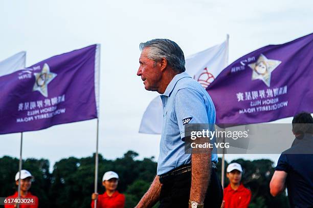 Retired South African golfer Gary Player in action during round 2 on the second day of the World Celebrity Pro-Am 2016 Mission Hills China Golf...