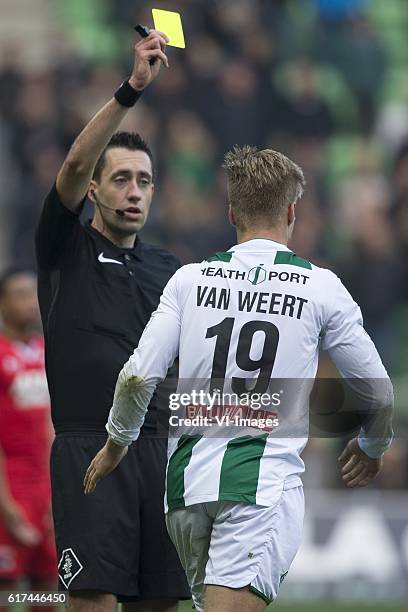 Scheidsrechter Dennis Higler, Tom van Weert of FC Groningen, gele kaartduring the Dutch Eredivisie match between FC Groningen and AZ at Noordlease...