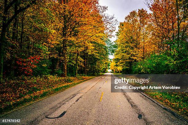 autumn in ohio - rural ohio stock pictures, royalty-free photos & images