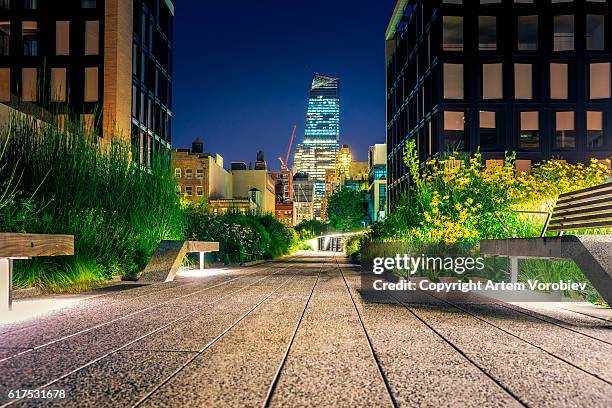 high line park at night, new york - meatpacking district stock pictures, royalty-free photos & images