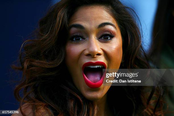 Singer Nicole Scherzinger looks on after singing the national anthem during the NFL International series game between Los Angeles Rams and New York...