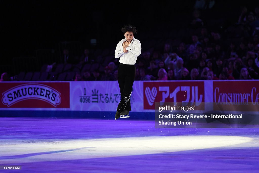 ISU Grand Prix of Figure Skating - Chicago Day 3