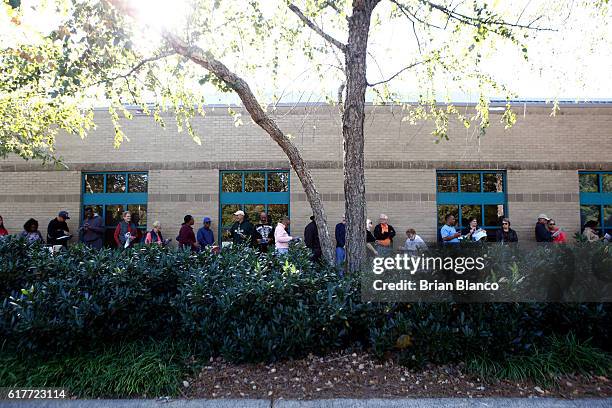 Cms Library Charlotte Mecklenburg Library Photos and Premium High Res Pictures ...