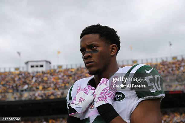 Linebacker Darron Lee of the New York Jets follows the action against the Pittsburgh Steelers at Heinz Field on October 9, 2016 in Pittsburgh,...